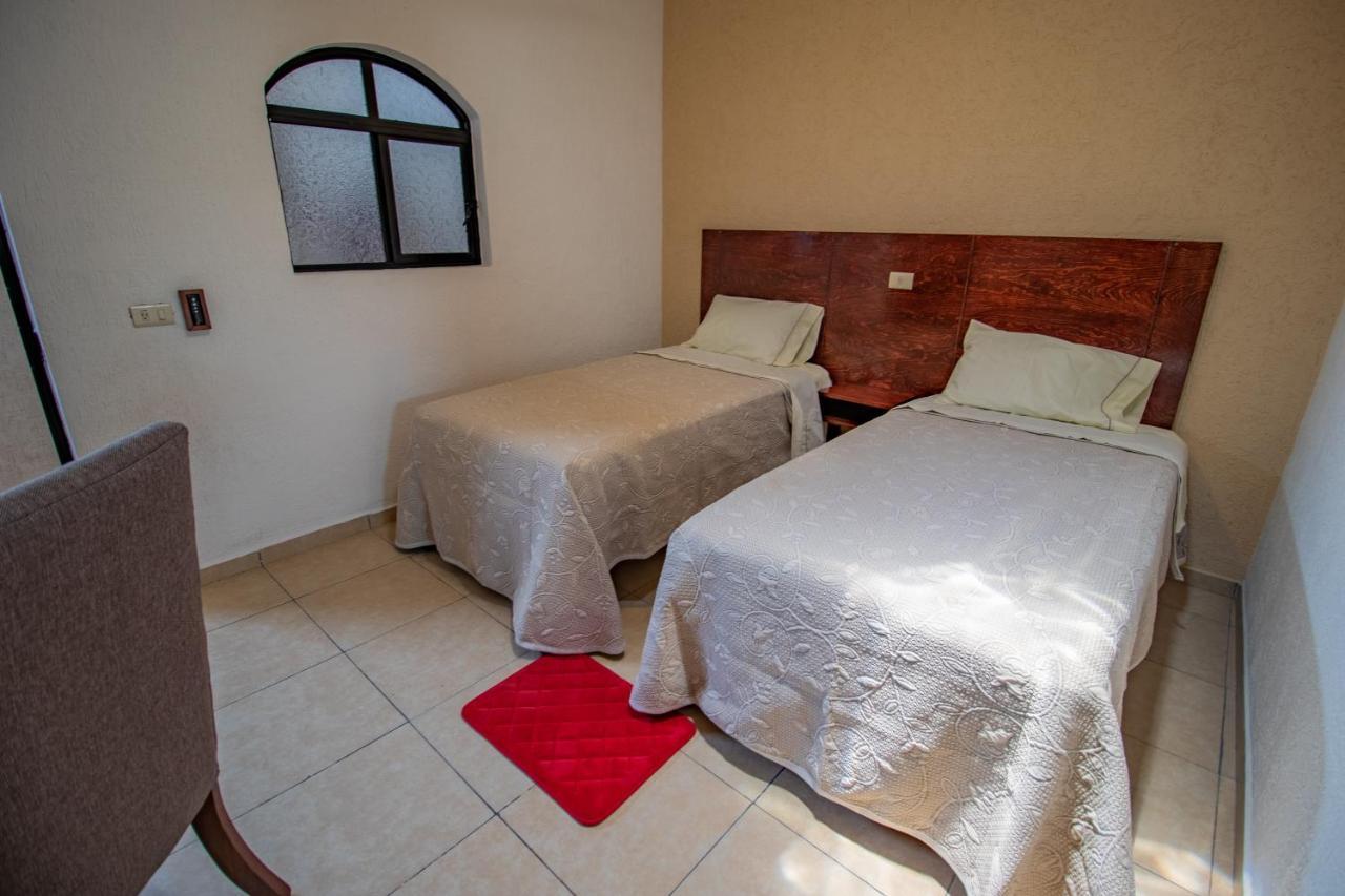 Hotel Casa Garatusa Yuriria Luaran gambar